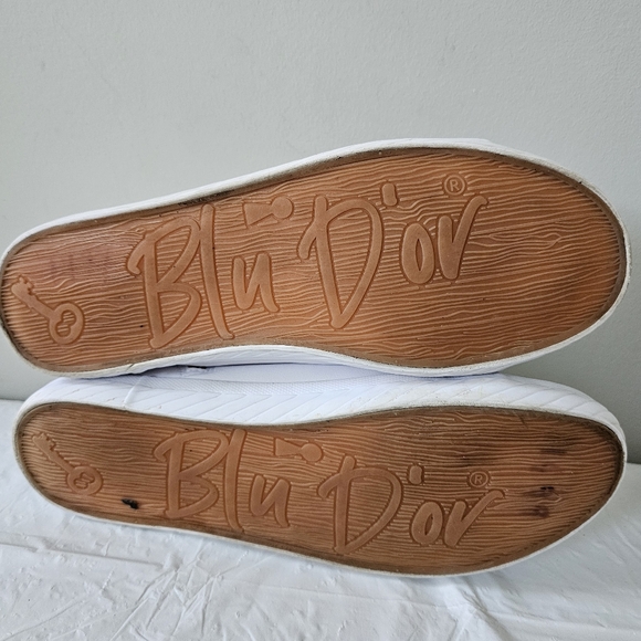 BLU D'OR Soft White Leather Side Zip High Top Sneakers, Shoes - Picture 7 of 9